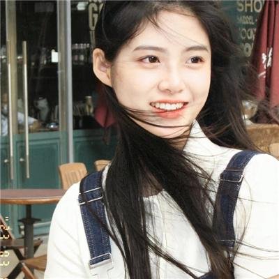 女孩闺房